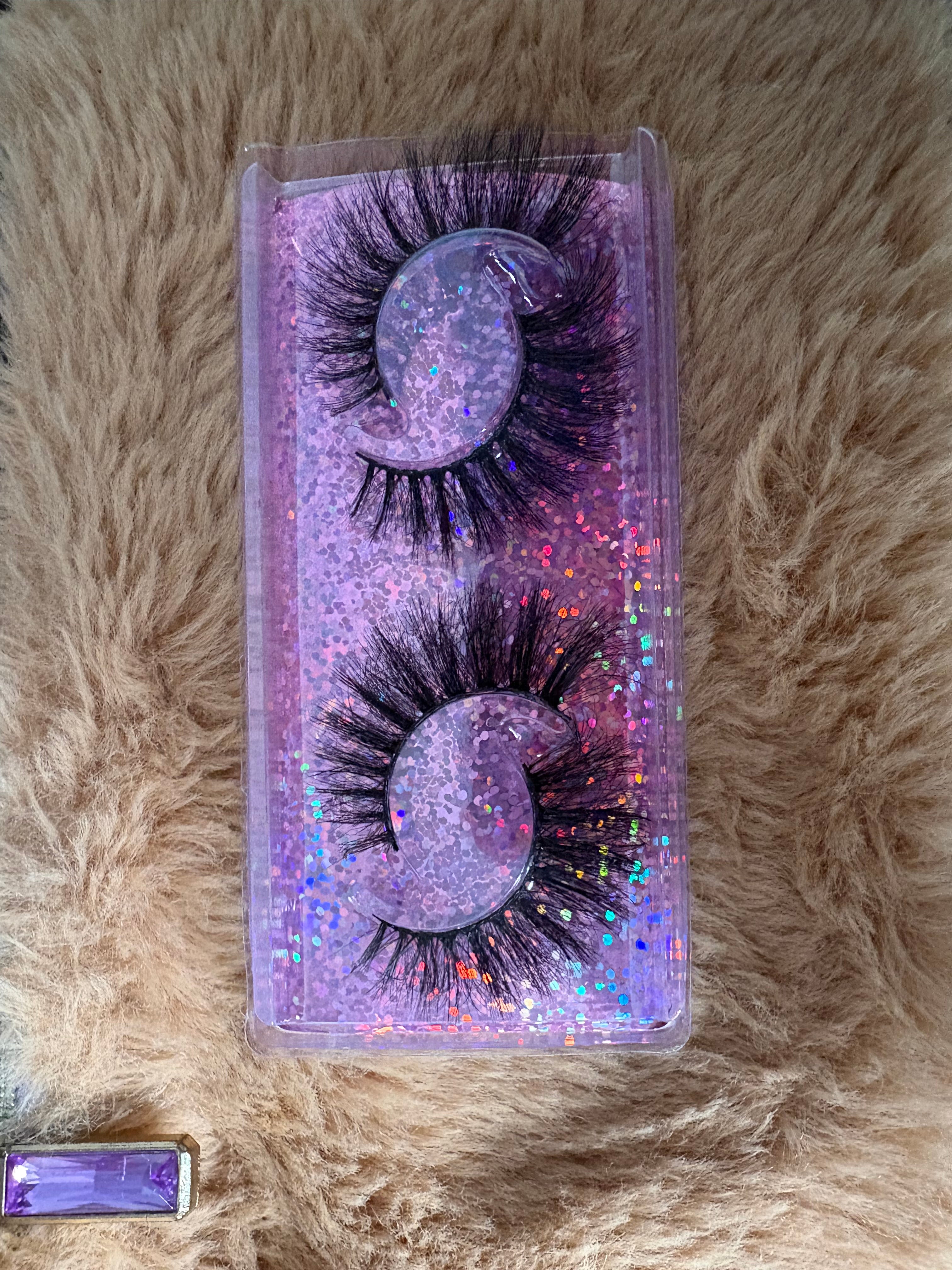 Hotty Lashes